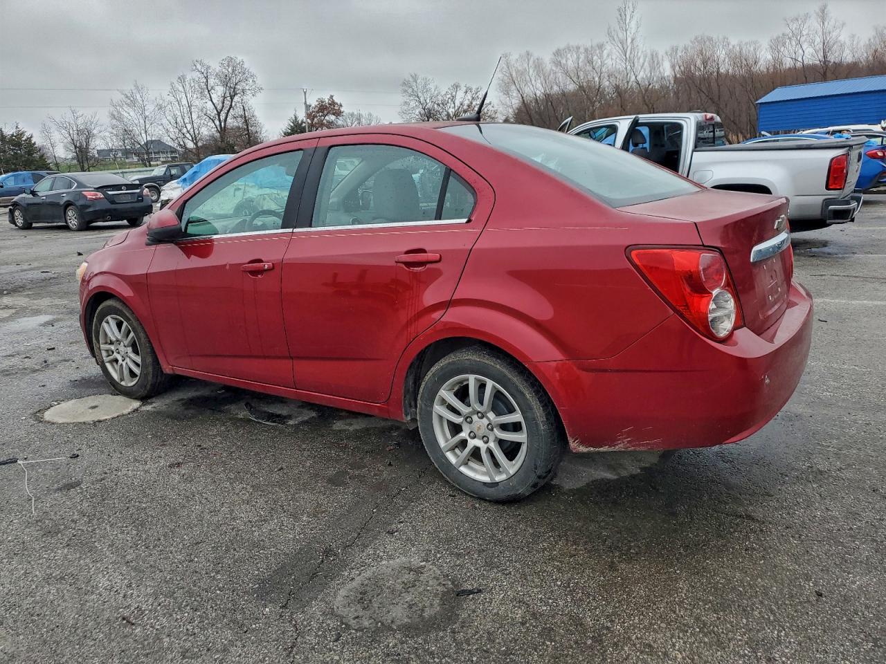 2012 Chevrolet Sonic Lt - Image 2