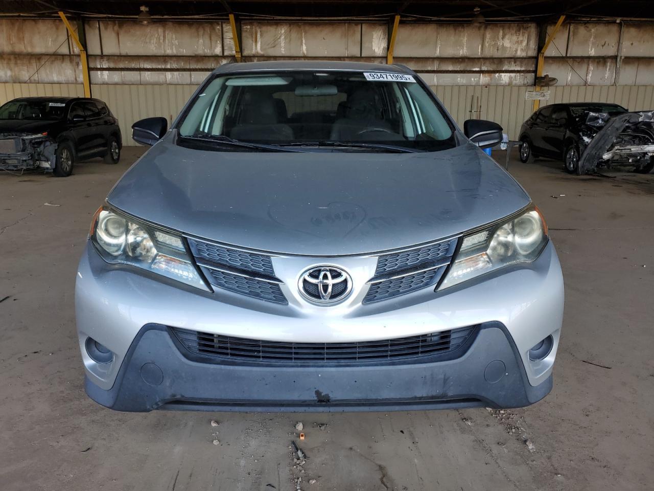 2014 Toyota Rav4 Le - Image 5