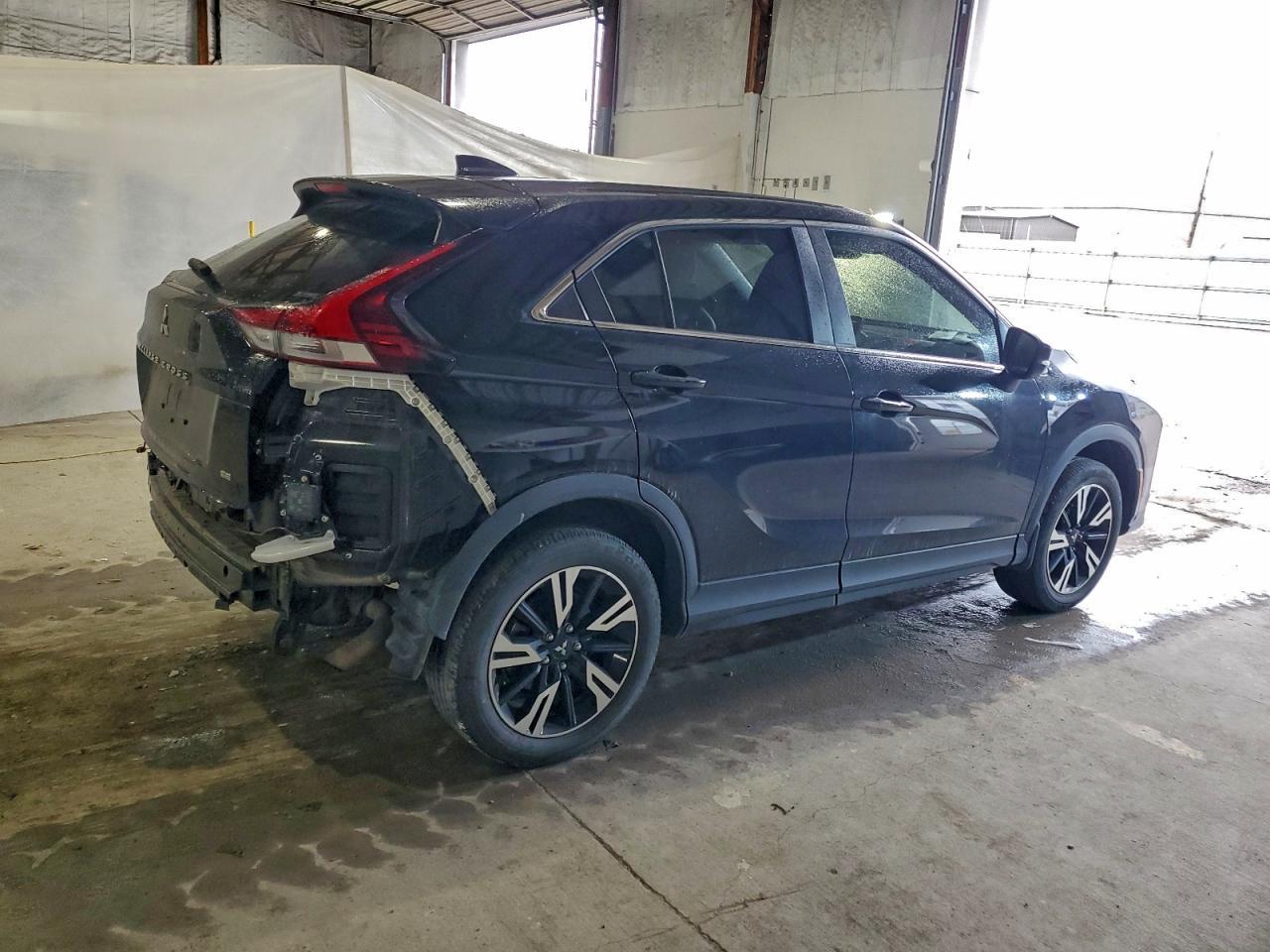 2023 Mitsubishi Eclipse Cross Se - Фото 3