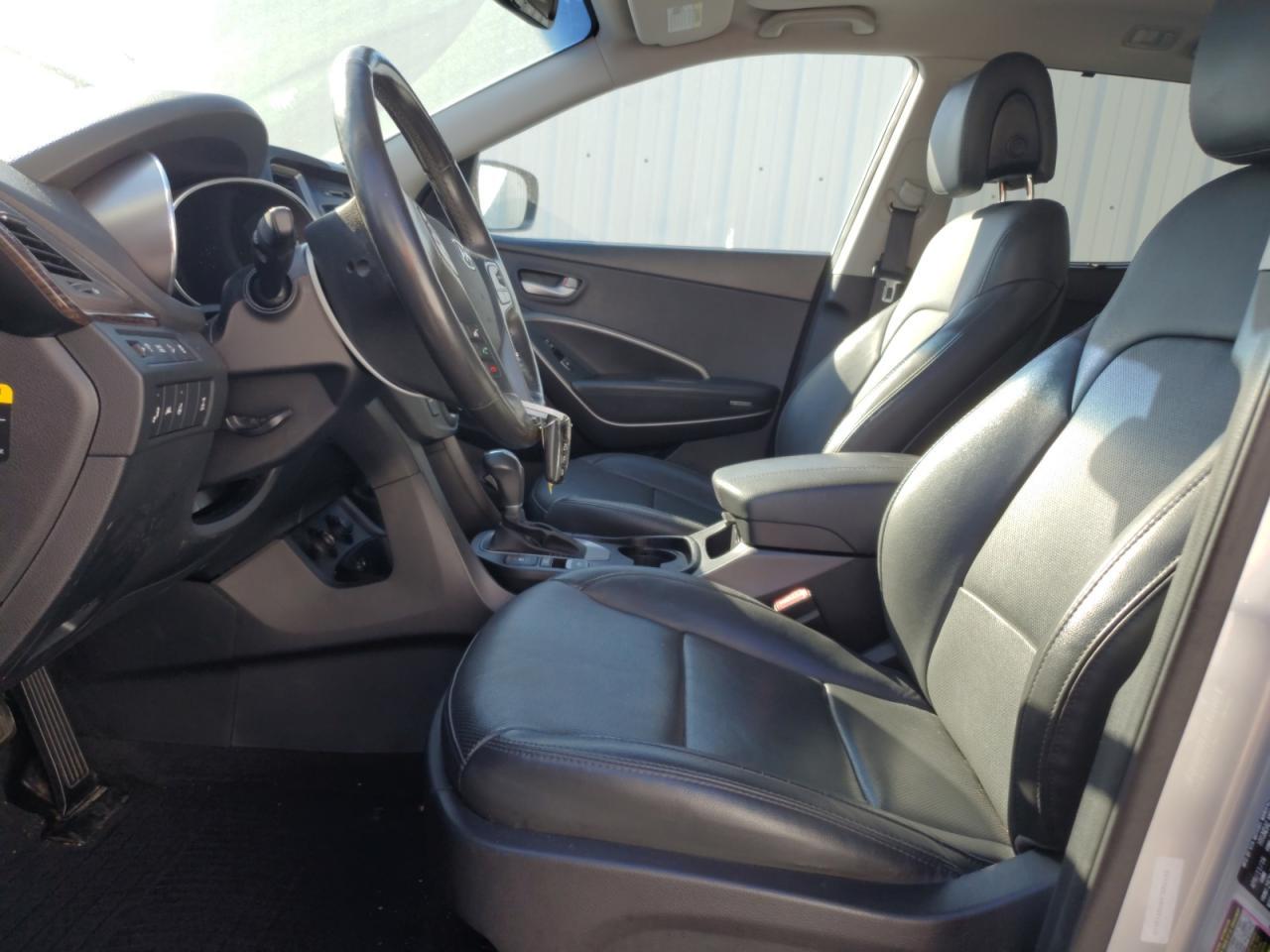 2017 Hyundai Santa Fe Sport - Image 7