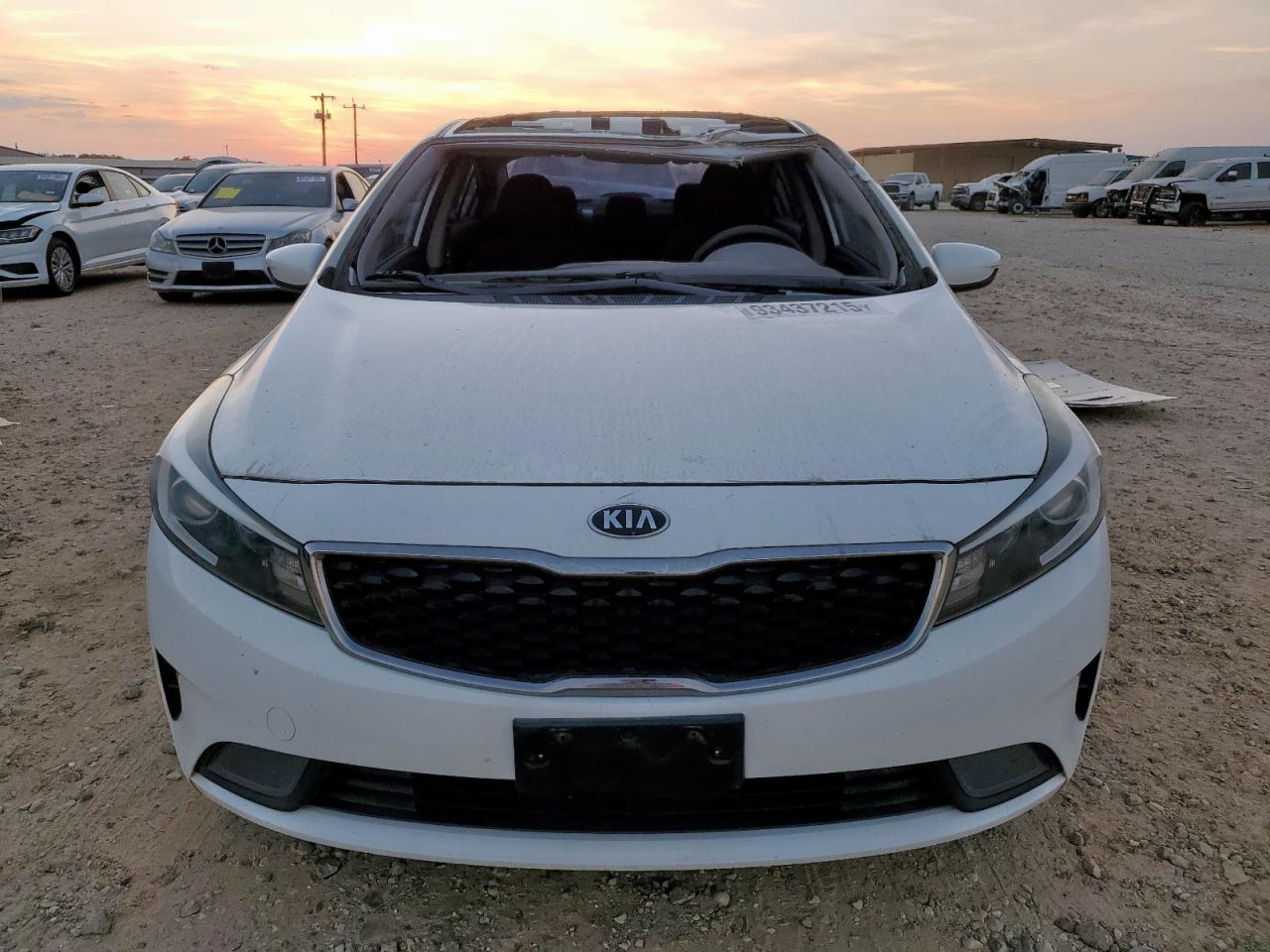 2017 Kia Forte Lx - Image 5