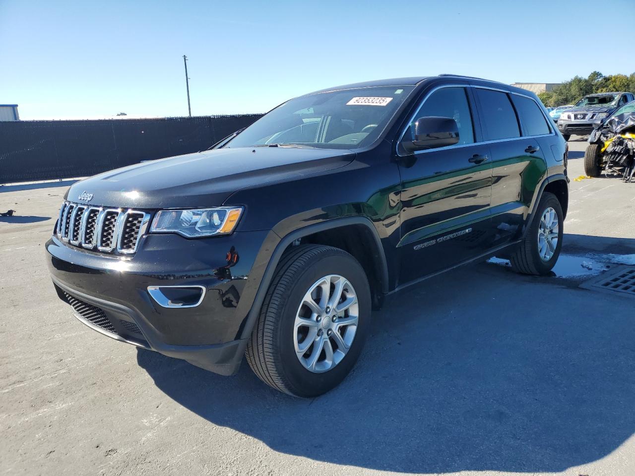 2022 Jeep Grand Cherokee Laredo E