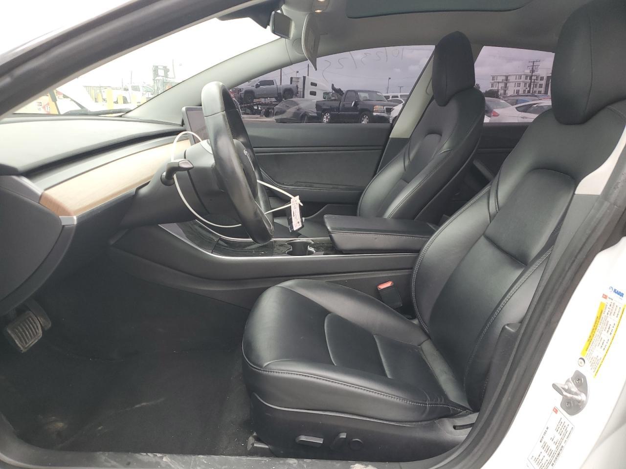 2018 Tesla Model 3 - Image 7