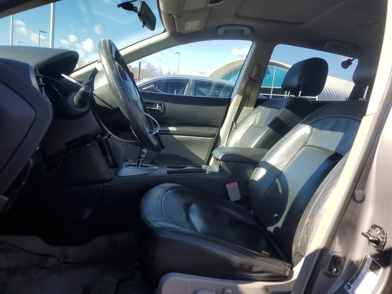 2011 Nissan Rogue S - Image 7