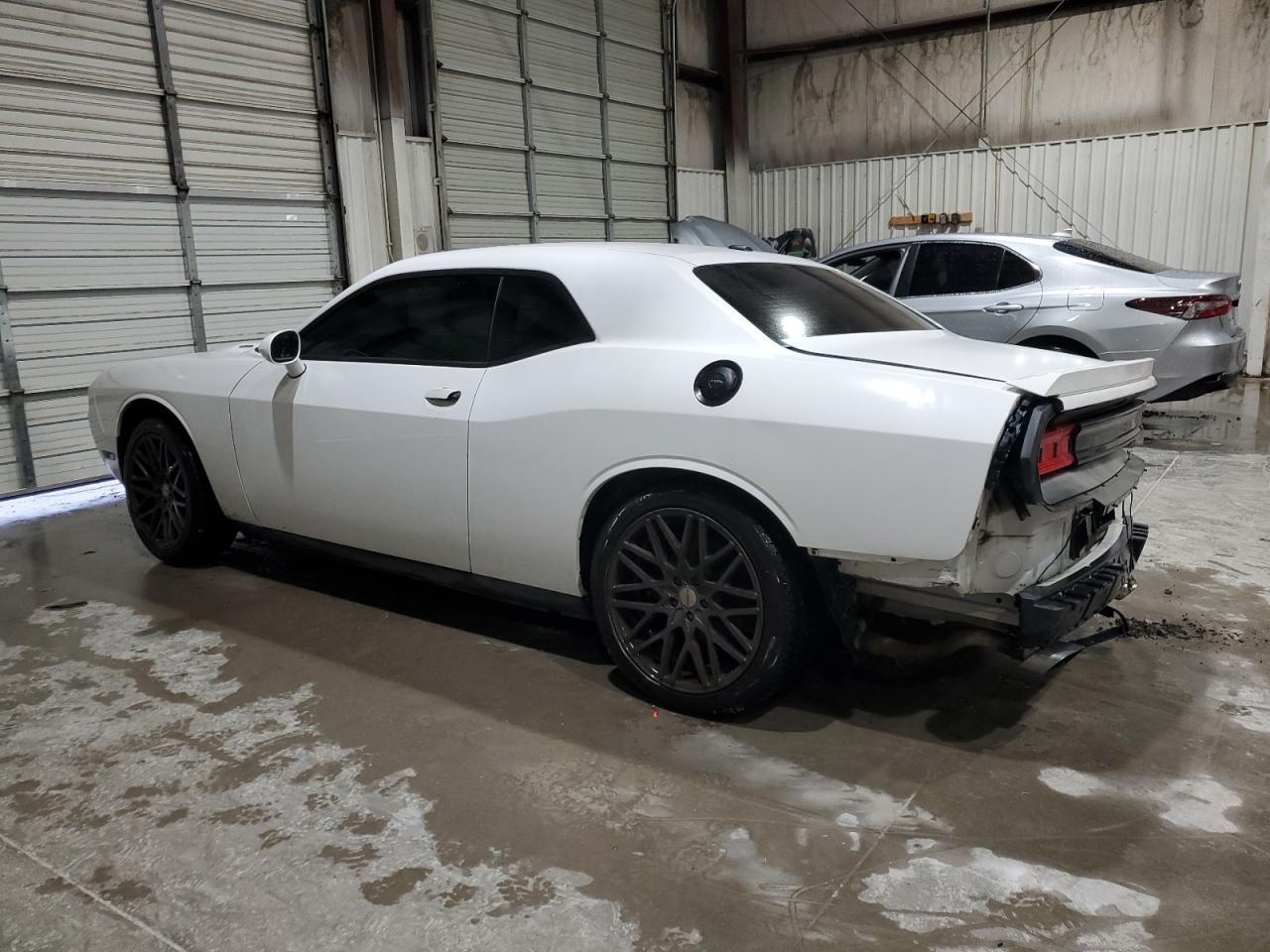 2011 Dodge Challenger R/T - Image 2