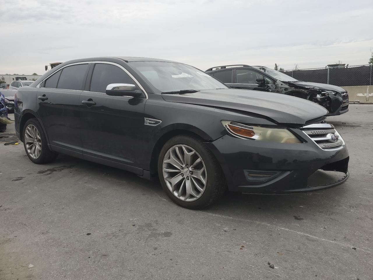 2015 Ford Taurus Limited - Фото 4