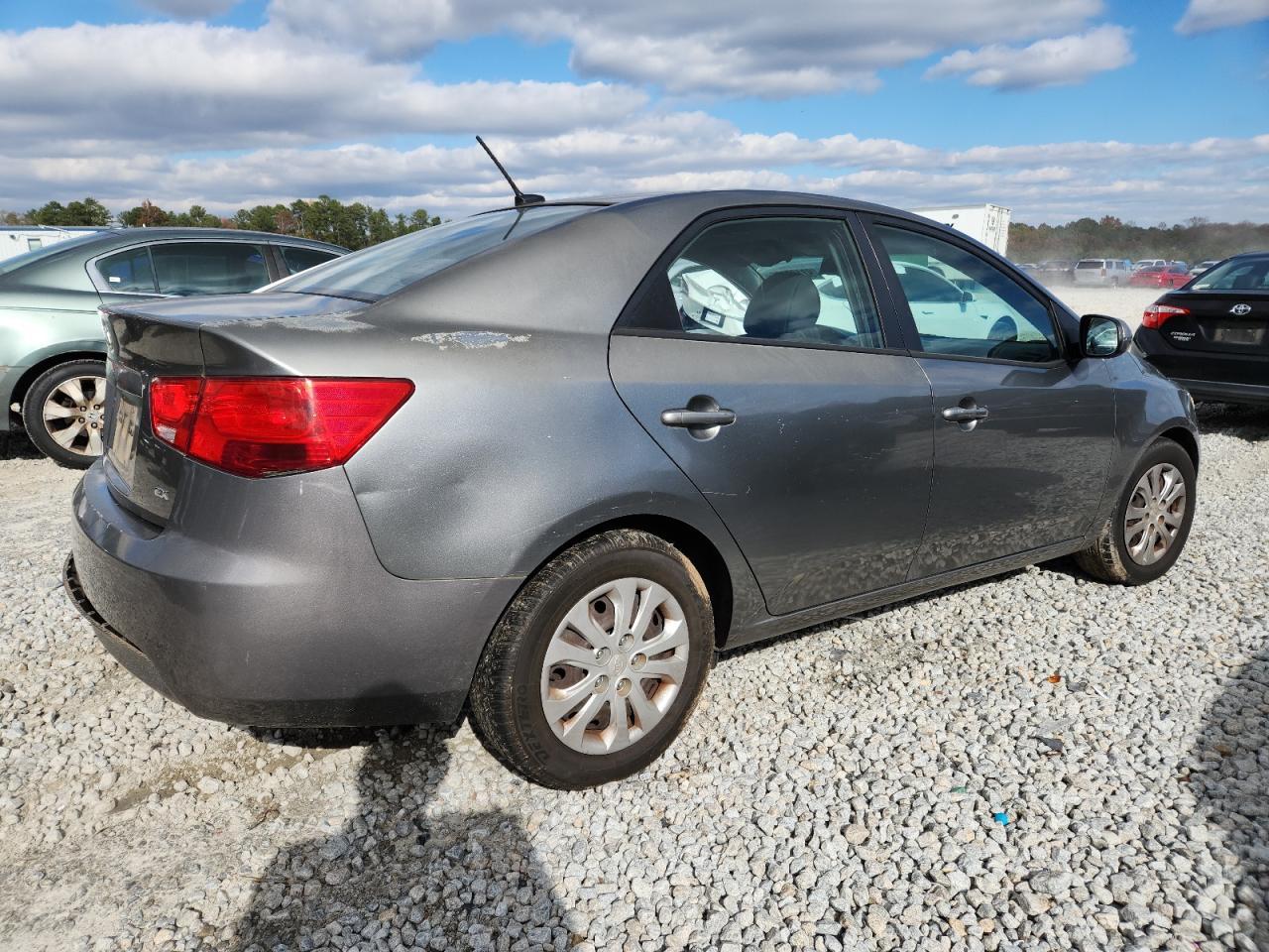 2013 Kia Forte Ex - Image 3