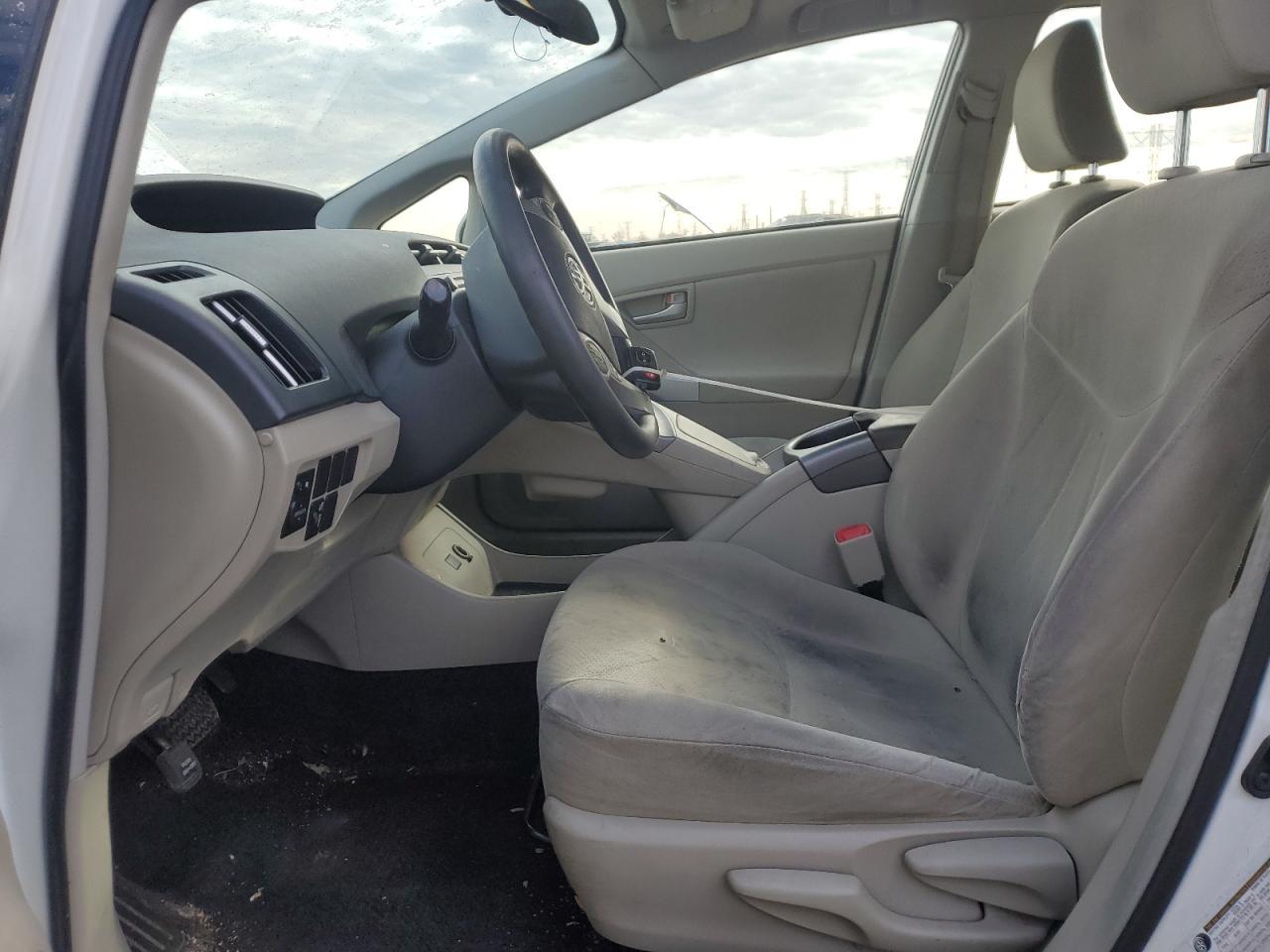 2012 Toyota Prius - Фото 7