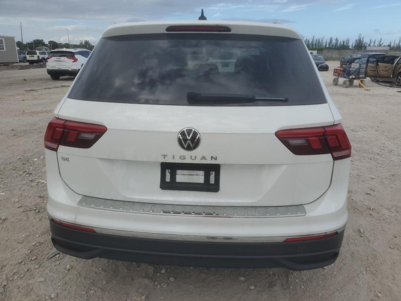2023 Volkswagen Tiguan Se - Image 6