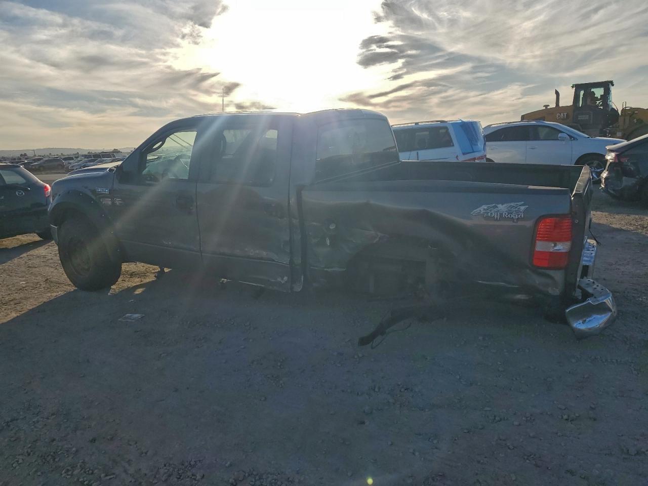 2007 Ford F150 Supercrew - Image 2