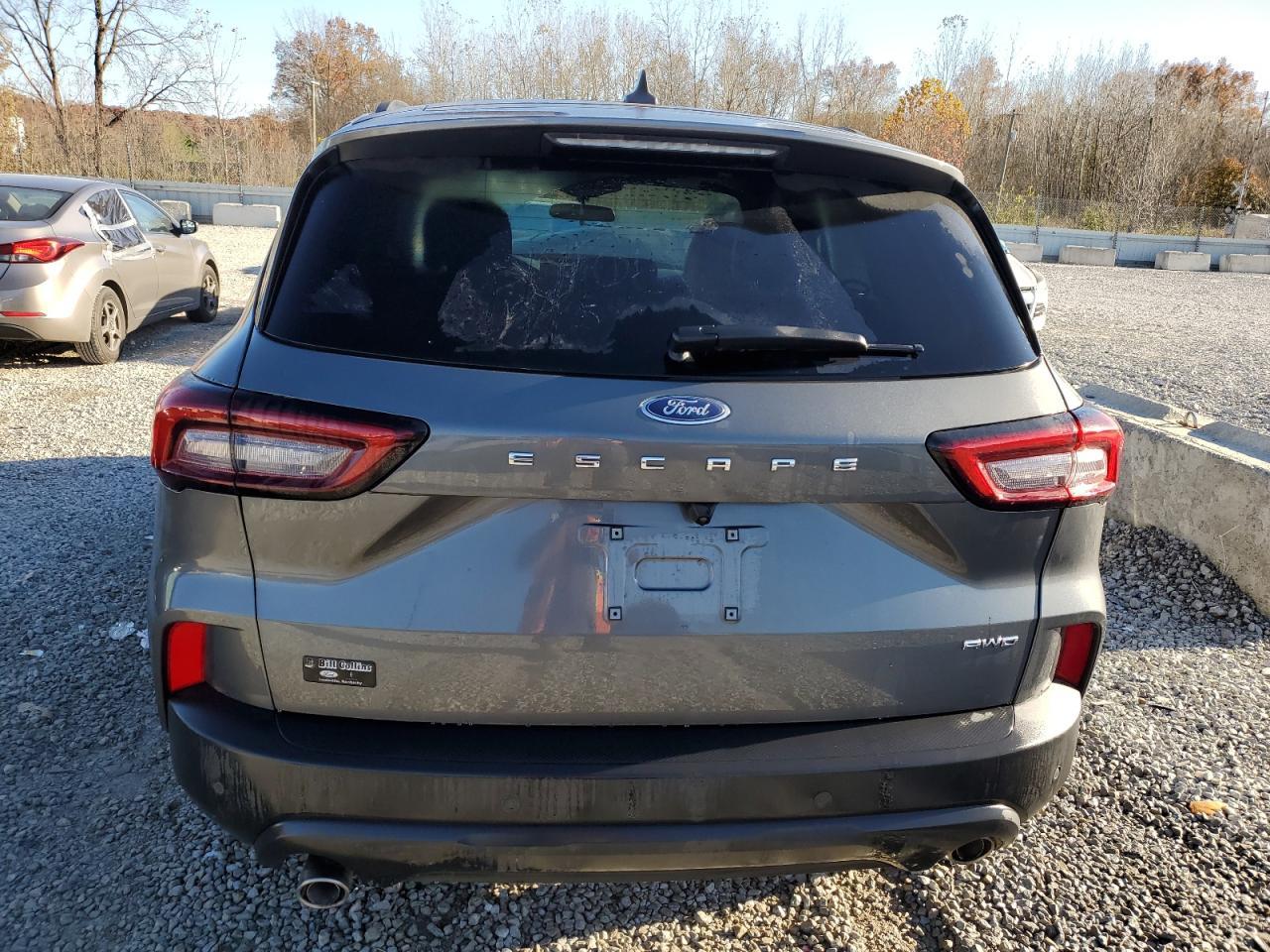 2025 Ford Escape St Line Select - Image 6