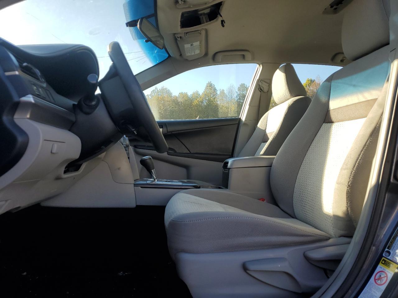 2012 Toyota Camry - Image 7