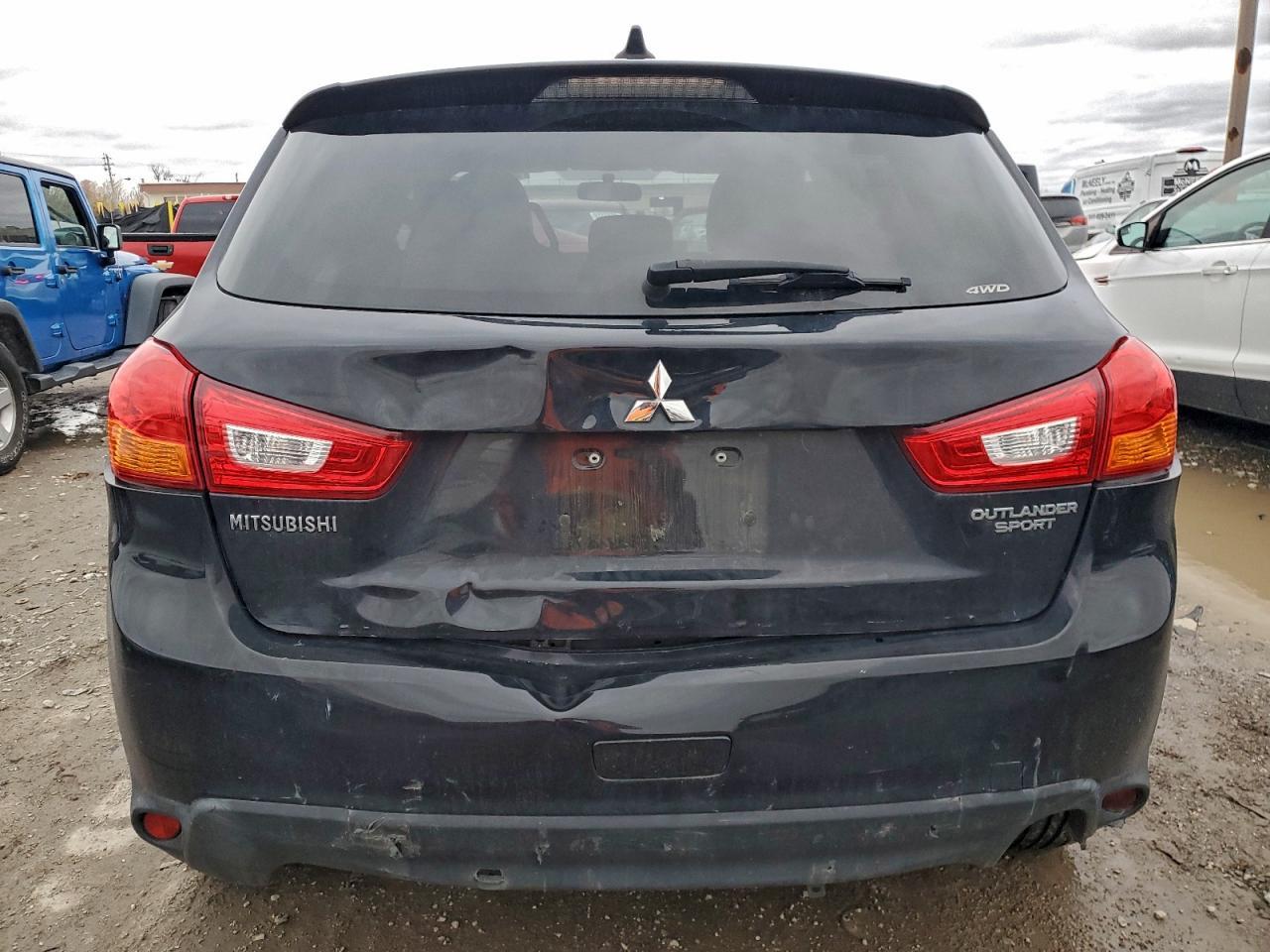 2017 Mitsubishi Outlander Sport Es - Image 6