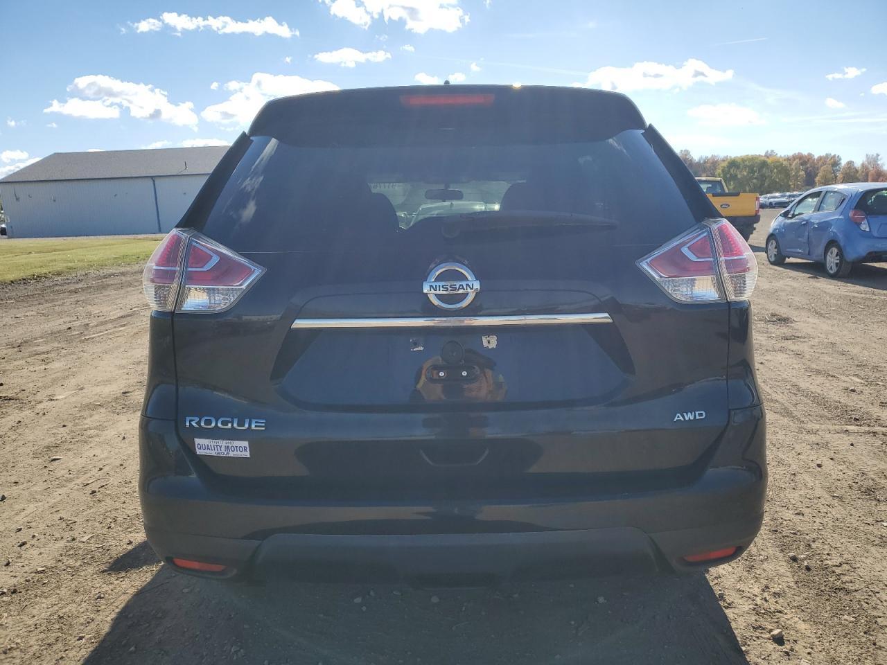 2015 Nissan Rogue S - Фото 6