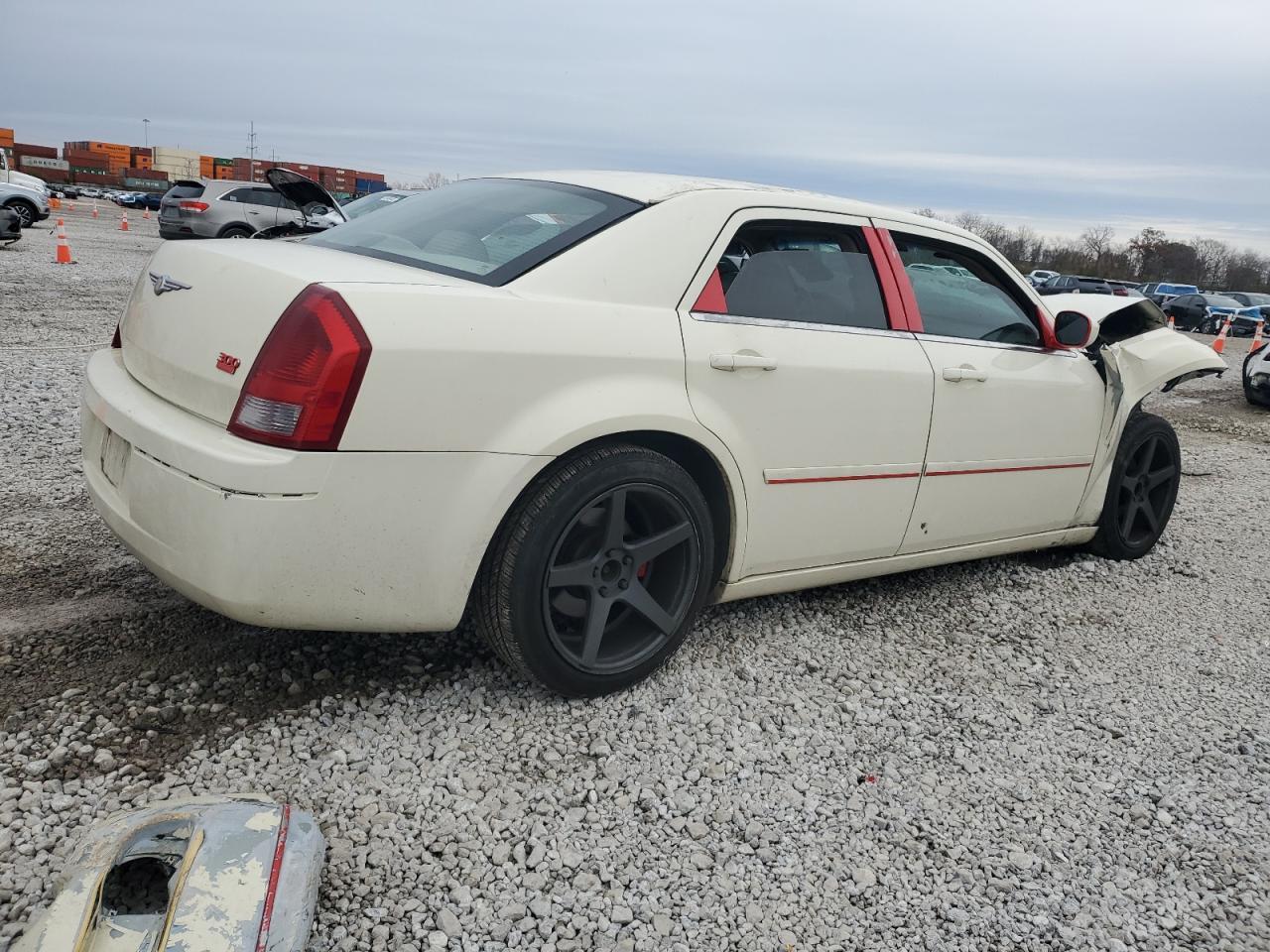 2005 Chrysler 300 Touring - Фото 3