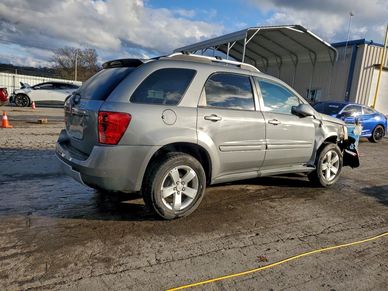2006 Pontiac Torrent - Image 3