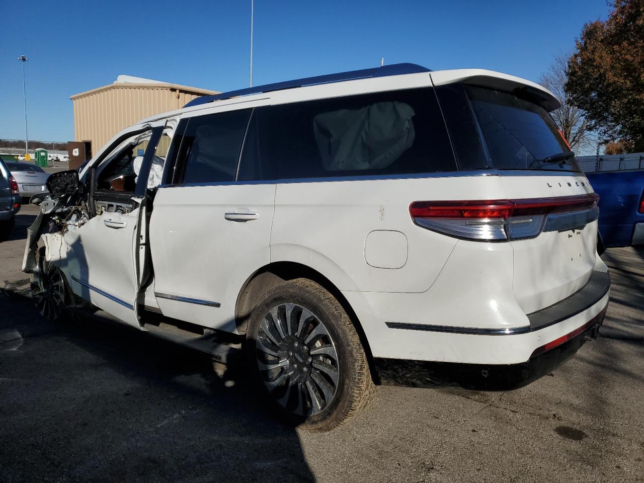2023 Lincoln Navigator Black Label - Фото 2
