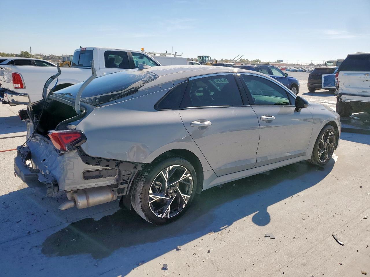 2025 Kia K5 Gt Line - Фото 3