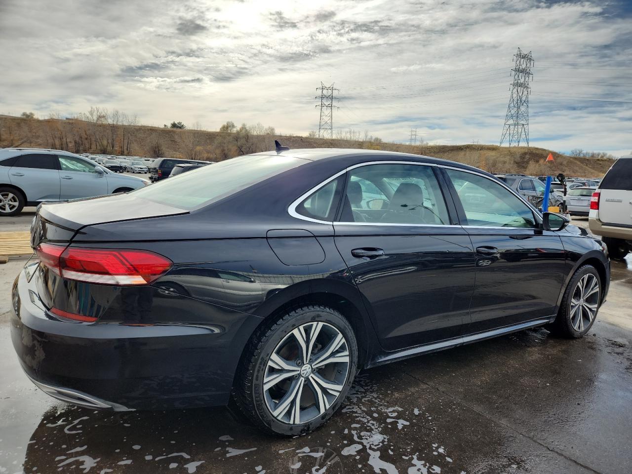 2021 Volkswagen Passat Se - Фото 3