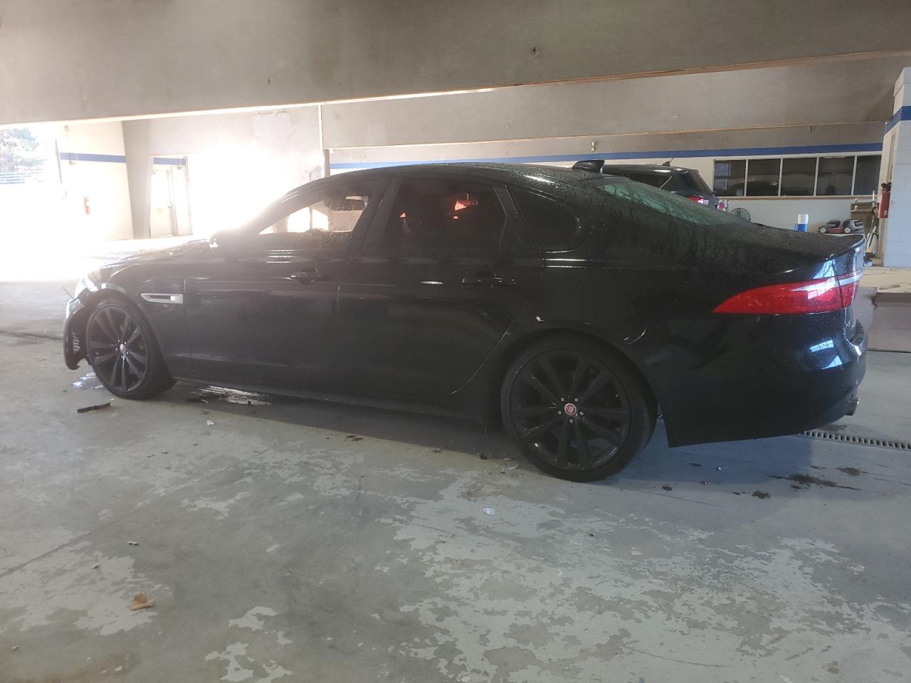 2016 Jaguar Xf S - Фото 2