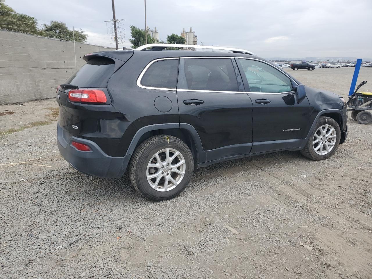 2018 Jeep Cherokee Latitude - Фото 3