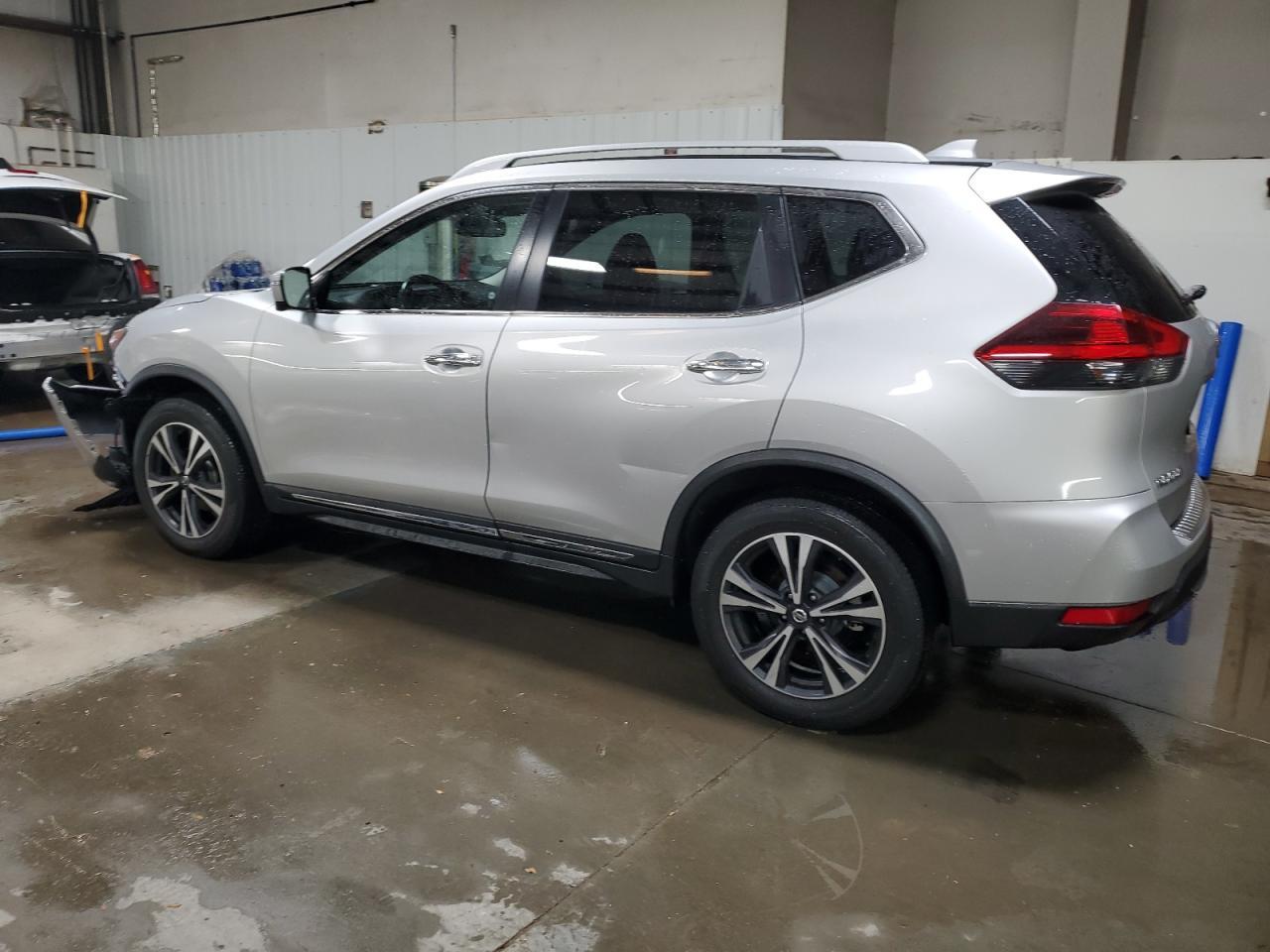 2018 Nissan Rogue S - Фото 2