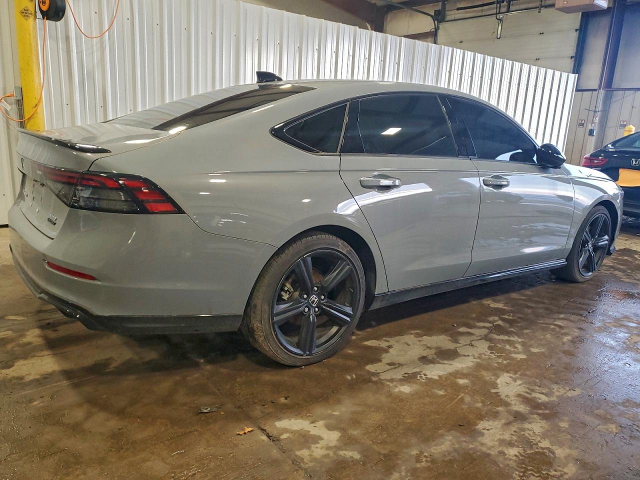 2024 Honda Accord Hybrid Sport-L - Фото 3