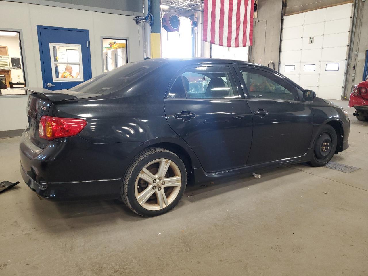 2010 Toyota Corolla Xrs - Image 3