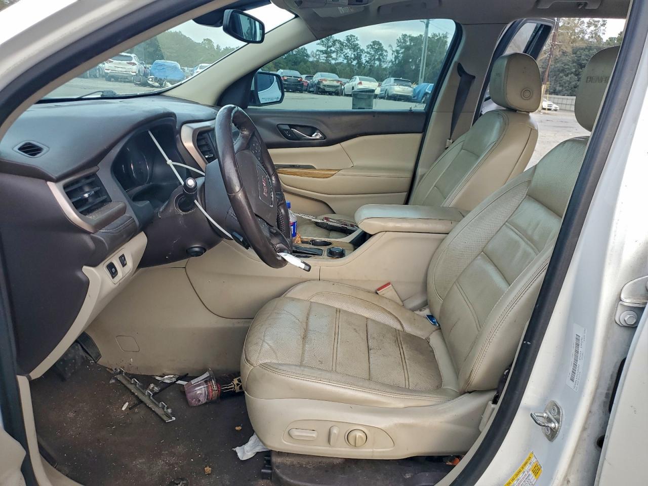 2017 GMC Acadia Denali - Фото 7