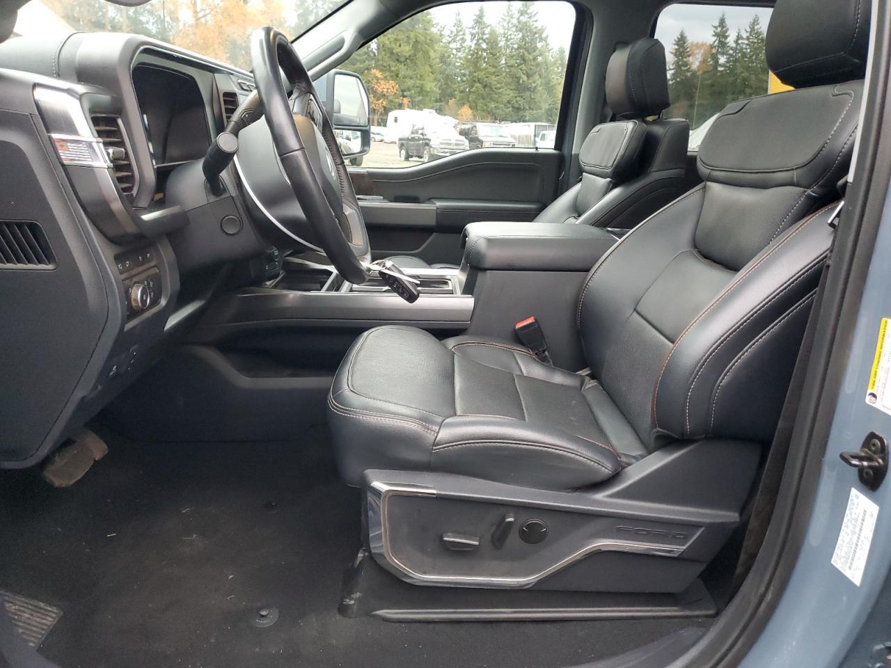 2023 Ford F350 Super Duty - Image 7