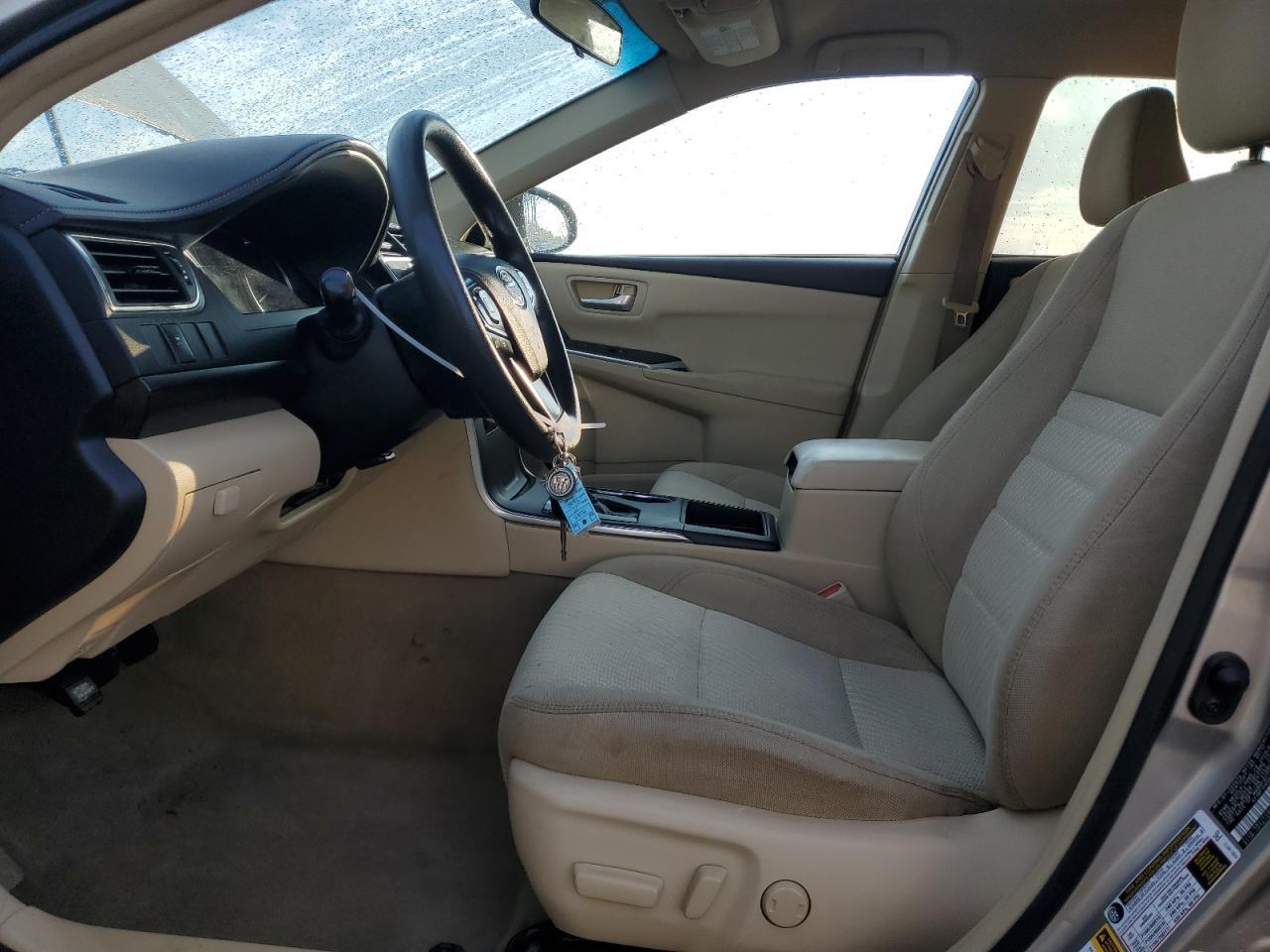 2017 Toyota Camry Le - Image 7