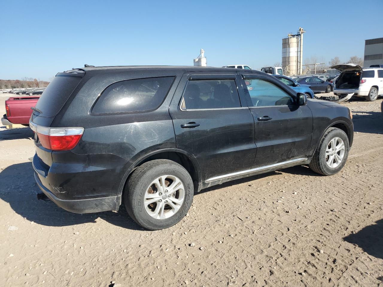 2012 Dodge Durango Sxt - Image 3