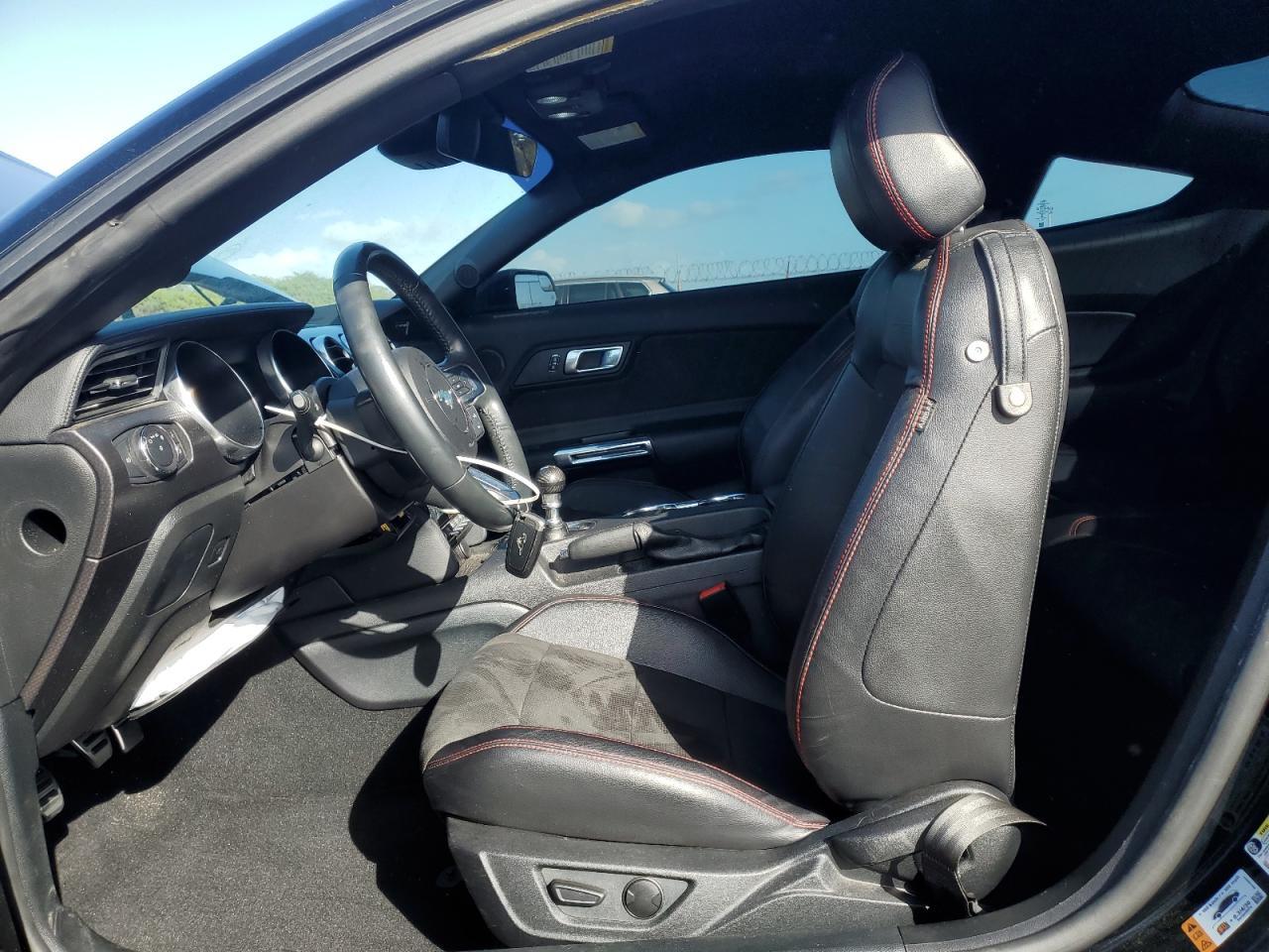 2020 Ford Mustang Gt - Фото 7