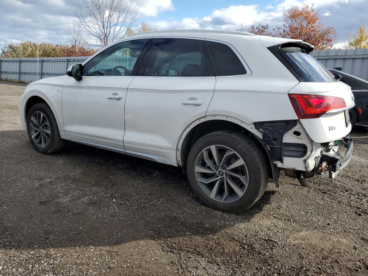 2022 Audi Q5 Premium Plus 45 - Фото 2