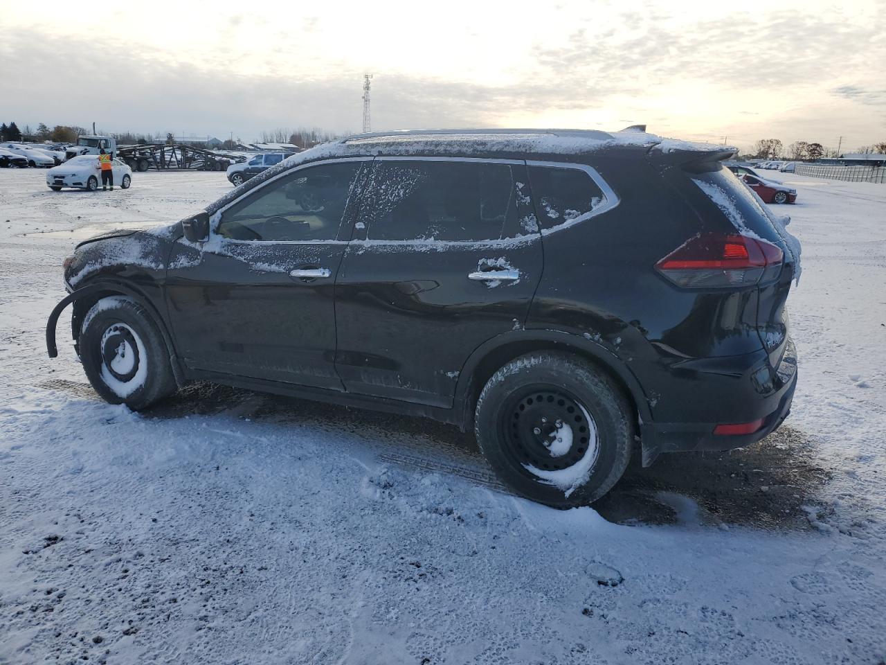 2019 Nissan Rogue S - Image 2