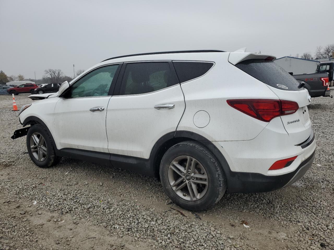 2017 Hyundai Santa Fe Sport - Фото 2