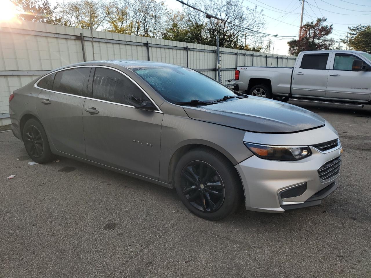 2018 Chevrolet Malibu Lt - Image 4