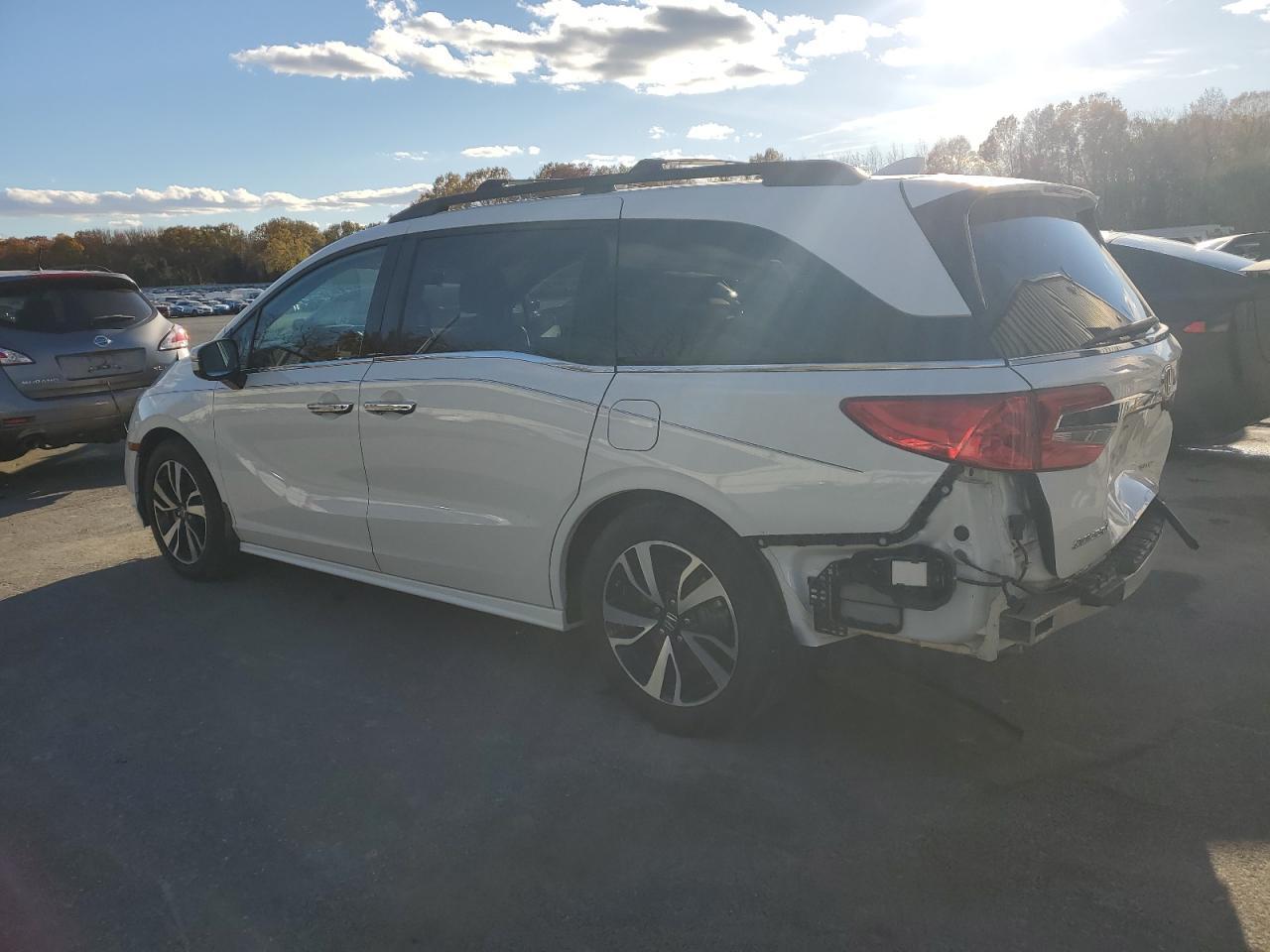 2020 Honda Odyssey Elite - Фото 2