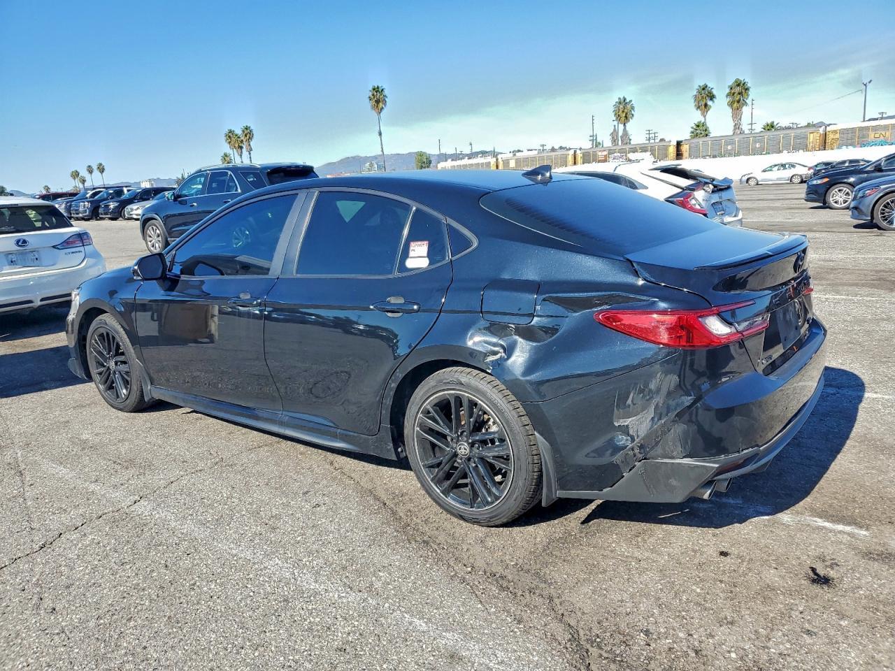 2025 Toyota Camry Xse - Фото 2