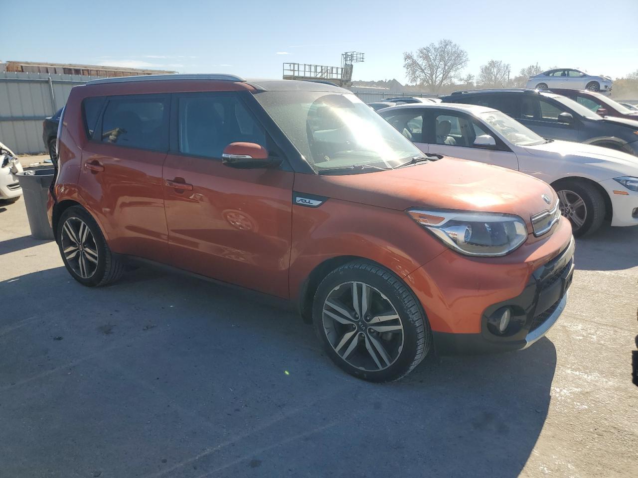 2017 Kia Soul + - Image 4