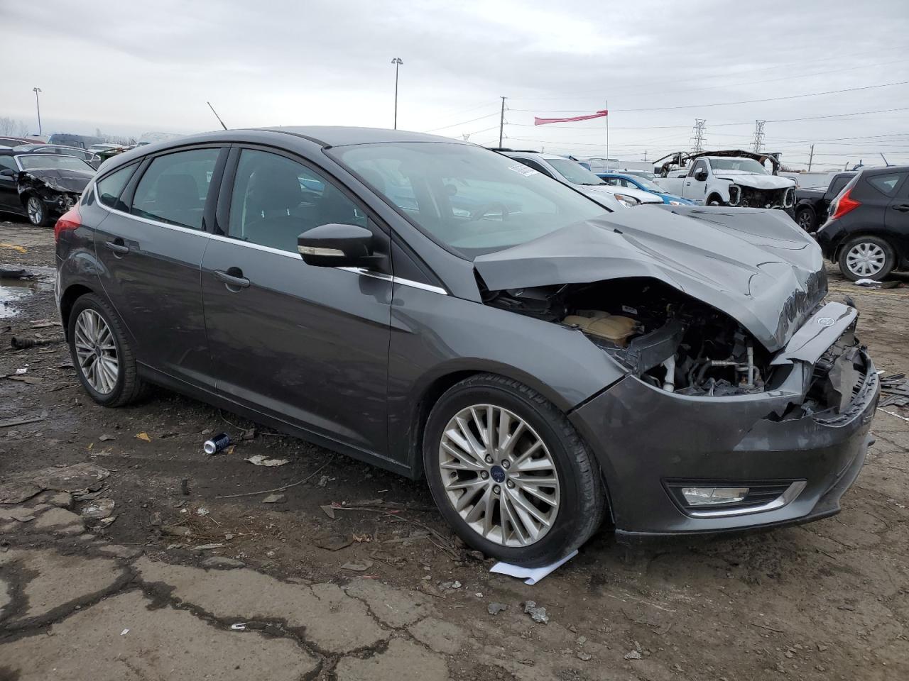 2016 Ford Focus Titanium - Image 4