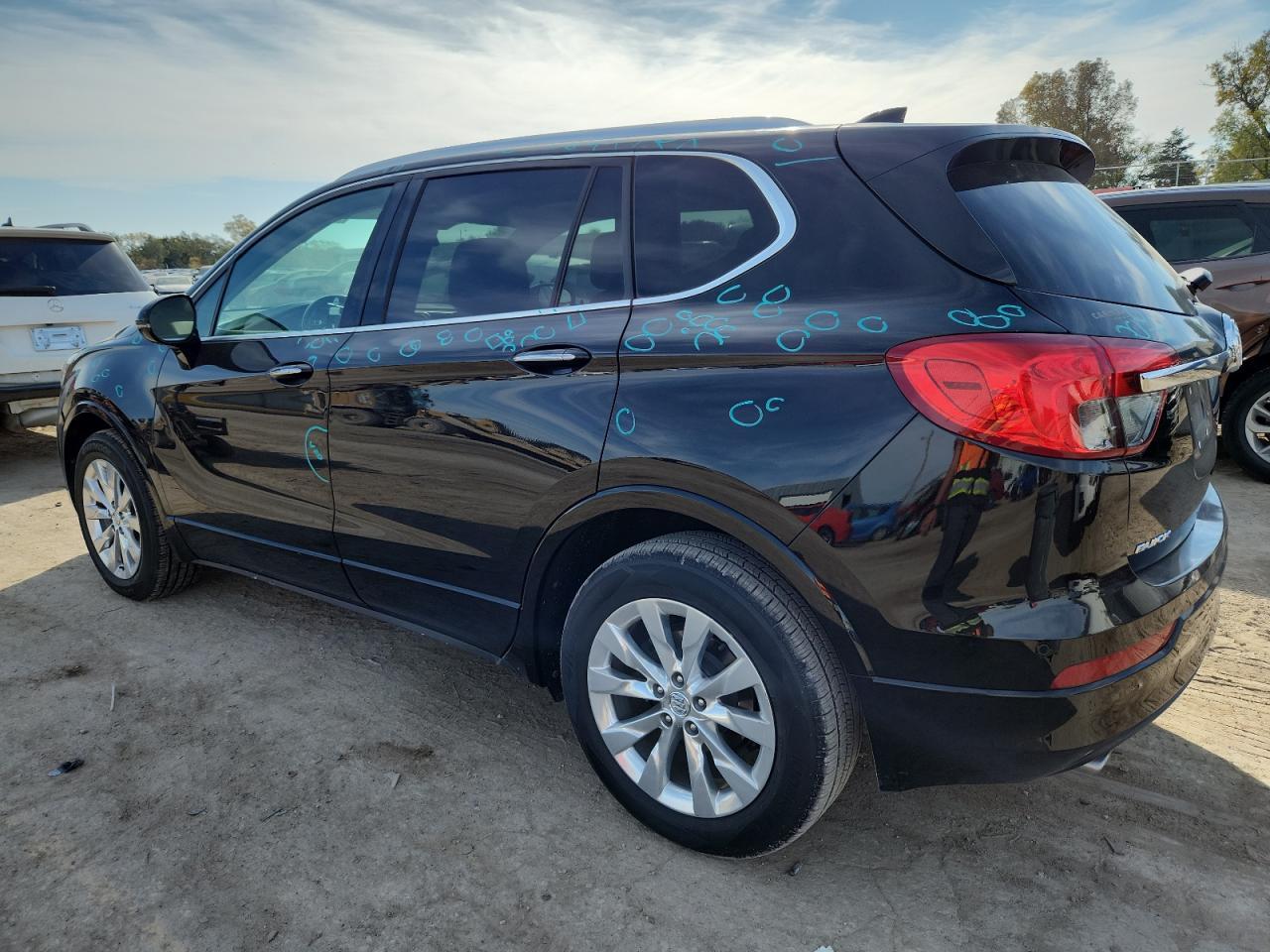 2018 Buick Envision Essence - Image 2