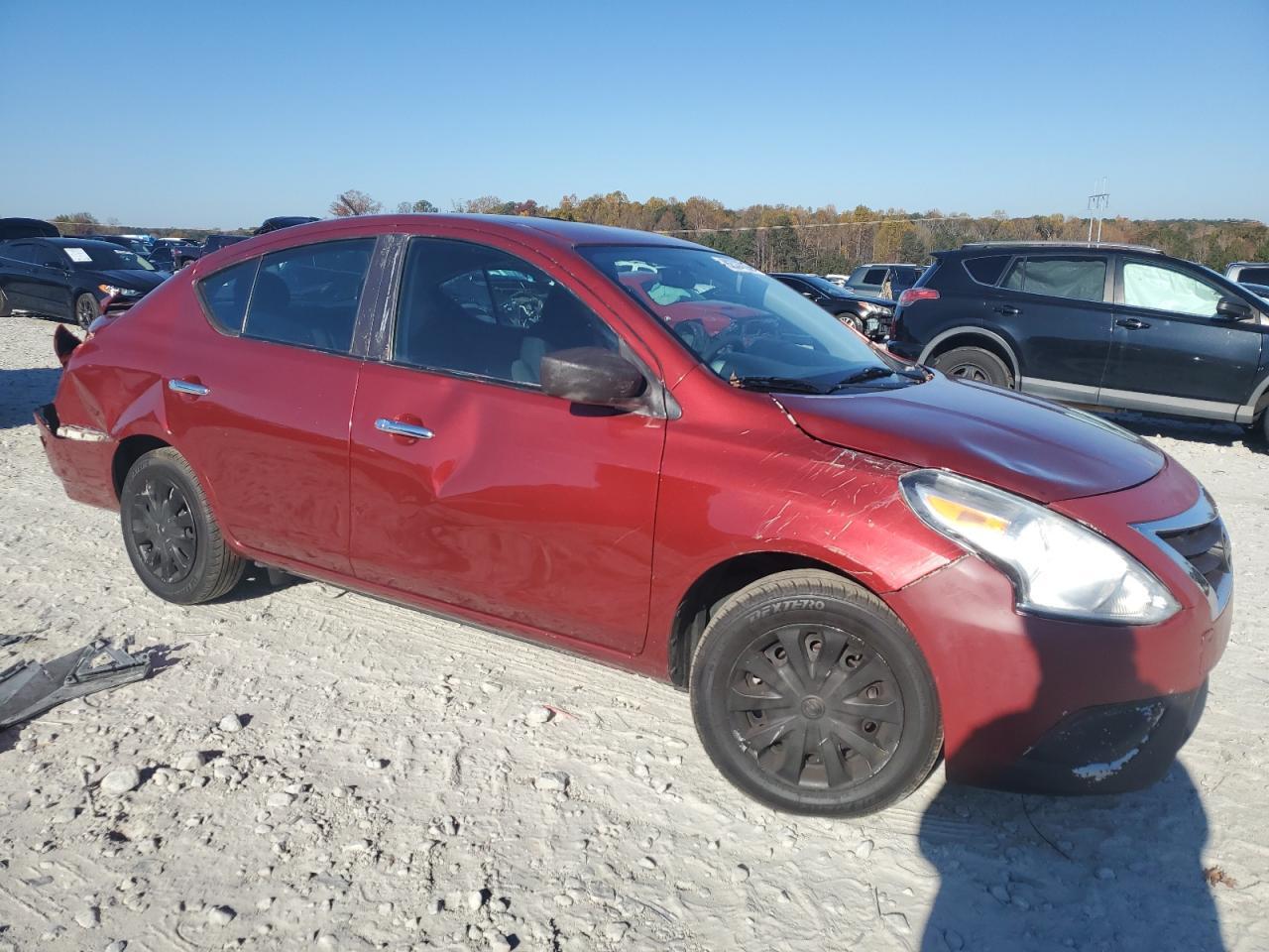 2018 Nissan Versa S - Фото 4