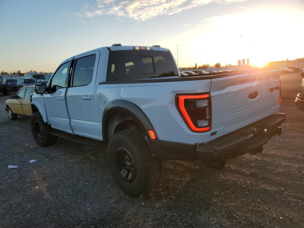 2022 Ford F150 Raptor - Фото 2