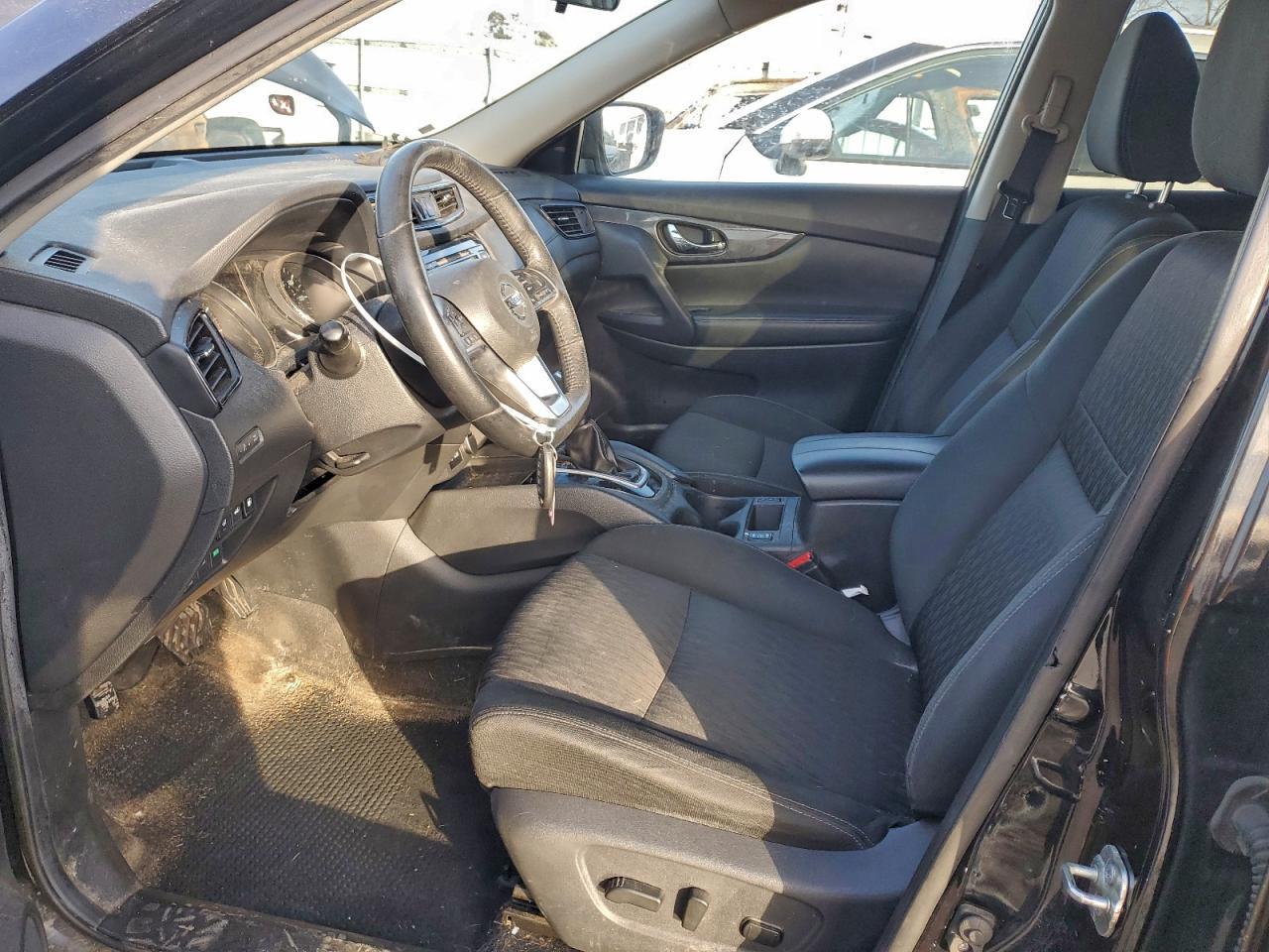 2020 Nissan Rogue S - Image 7
