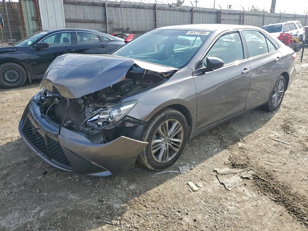 2016 Toyota Camry Le