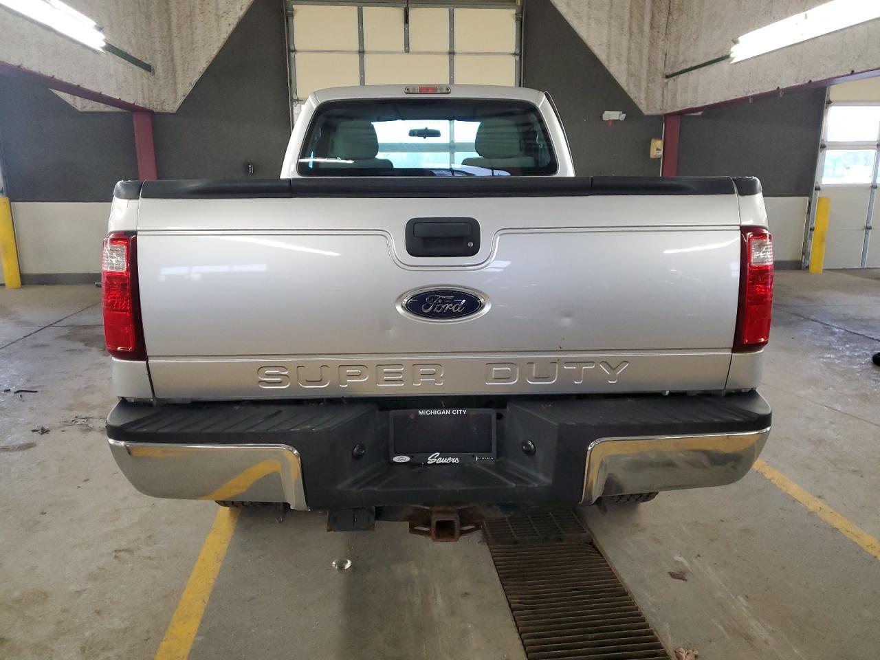 2015 Ford F250 Super Duty - Image 6