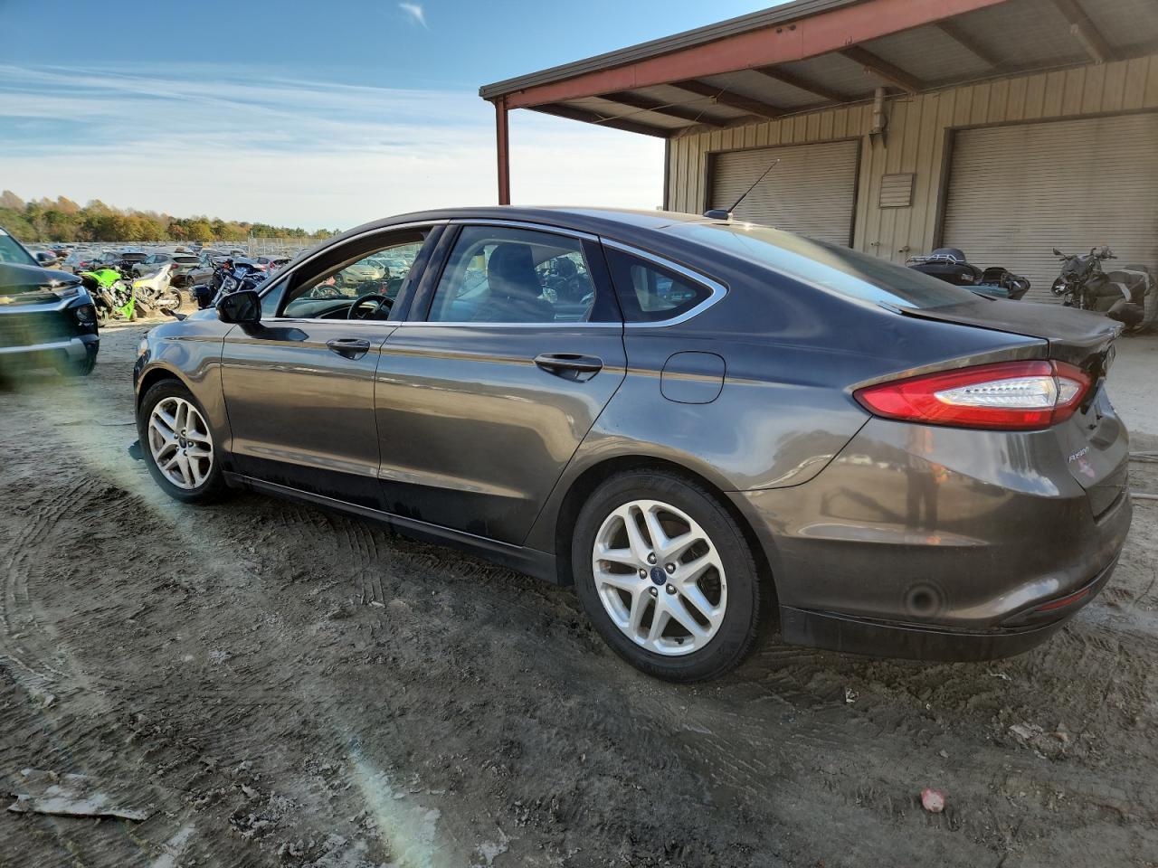 2016 Ford Fusion Se - Image 2