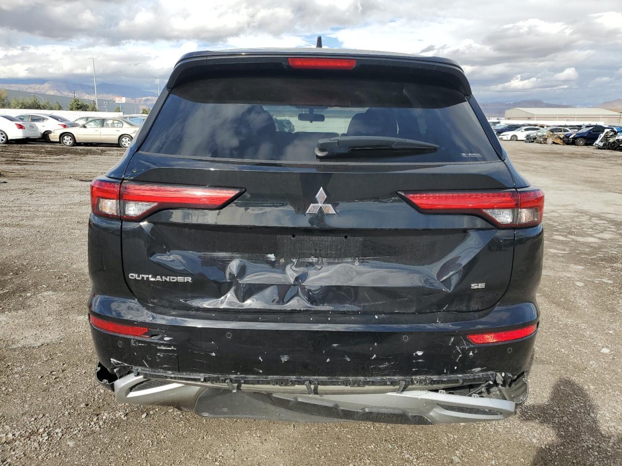 2022 Mitsubishi Outlander Se - Фото 6