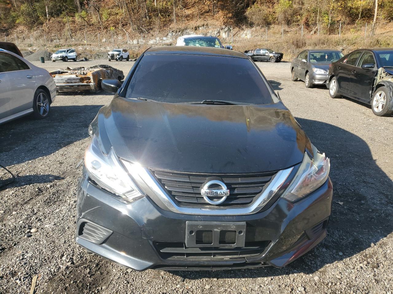 2016 Nissan Altima - Image 5